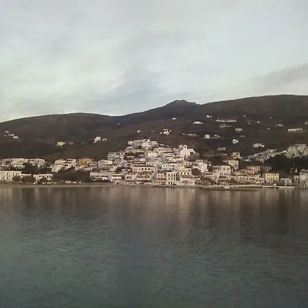 O Xsenonas Tis Elenis * Batsi (Andros)