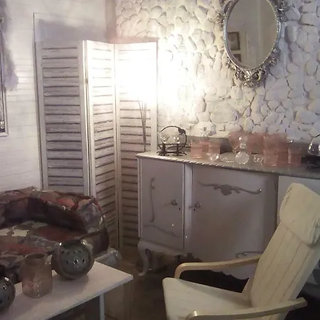 Homestay O Xsenonas Tis Elenis