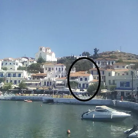 O Xsenonas Tis Elenis *